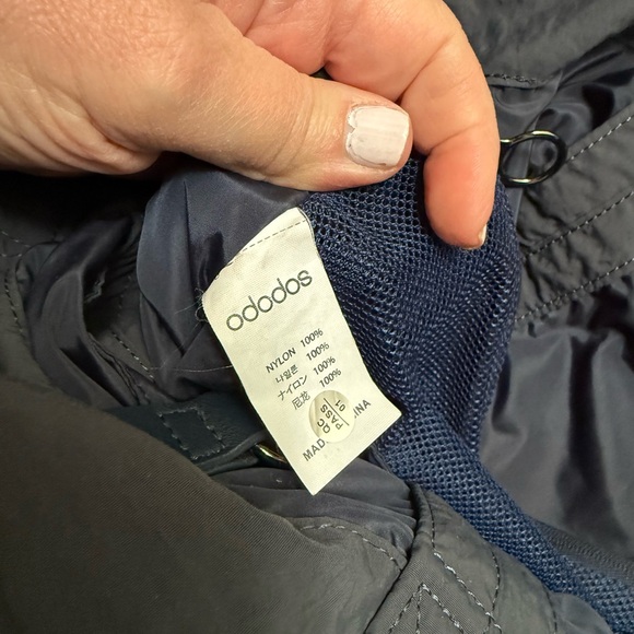 ODODOS navy travel tote with 2 handle options. Great condition! - Picture 3 of 7